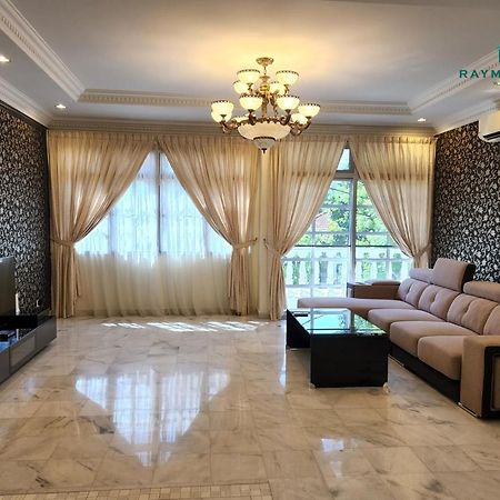 Apartament 99 Kelawei George Town Zewnętrze zdjęcie